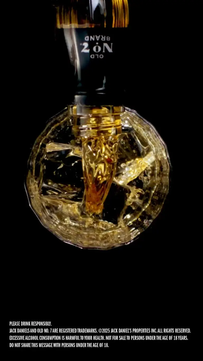 Instagram post from 20vin_mauritius. This post is in position 7.